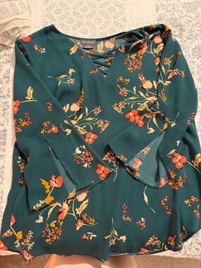 Van Heusen Teal Floral Crisscross V-Neck Bell Sleeve Blouse